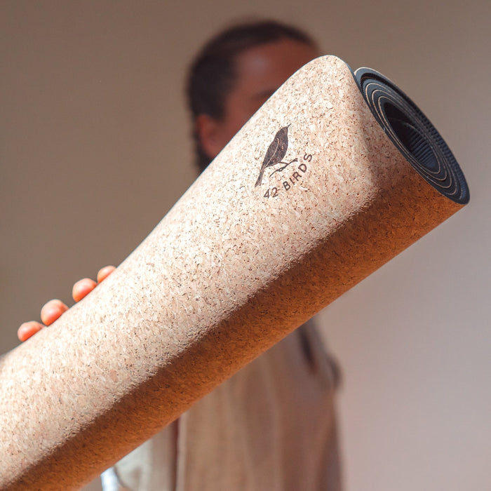 Cork Lightweight Yoga Mat “The Robin” - Sweatfully