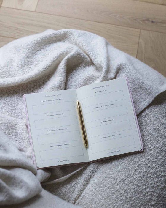 Best Year Journal Essential - Pink - Sweatfully