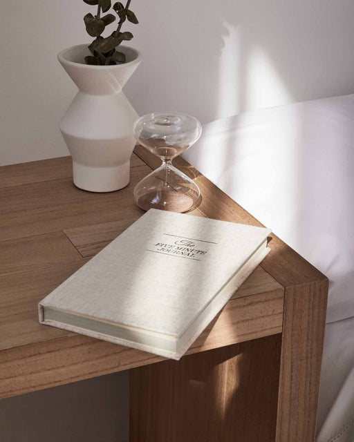 Mindful Focus Hourglass - 5 Minutes - Sweatfully