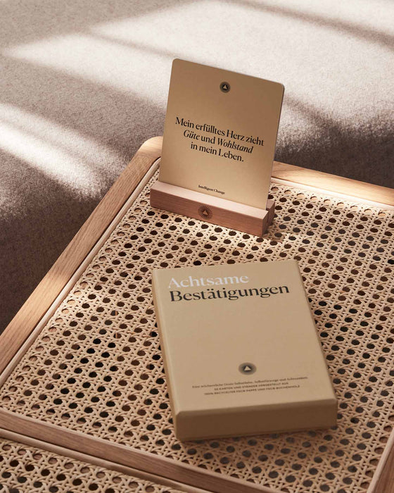 Mindful Affirmations: German Edition – Achtsame Bestätigungen - German - Sweatfully