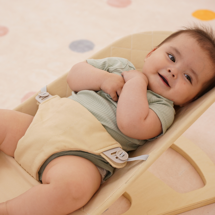 Avenlur Fir Wooden Baby Bouncer – Foldable Infant Rocker with Play Arch - Sweatfully