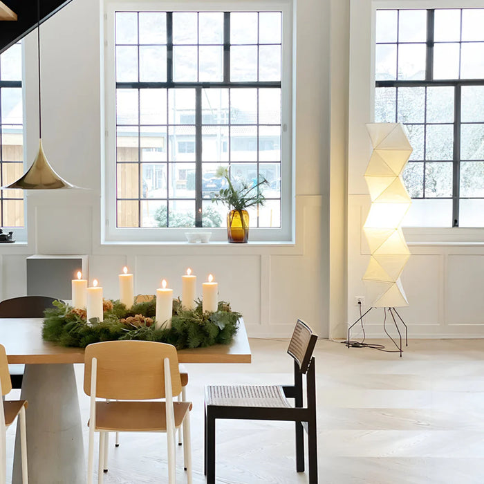 Akari UF4-L8 Floor Lamp - Sweatfully