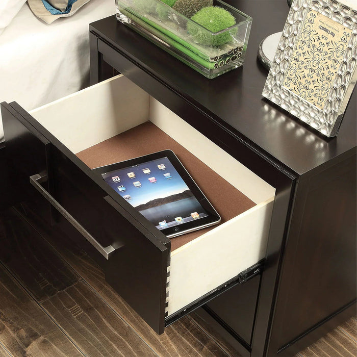 Berenice 23" Transitional Solid Wood 2-Drawer Nightstand - Sweatfully