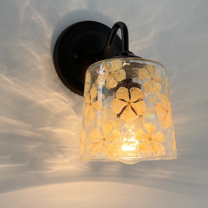 WHIMSICAL Pressed Floral Glass Wall Sconce Light - Sweatfully