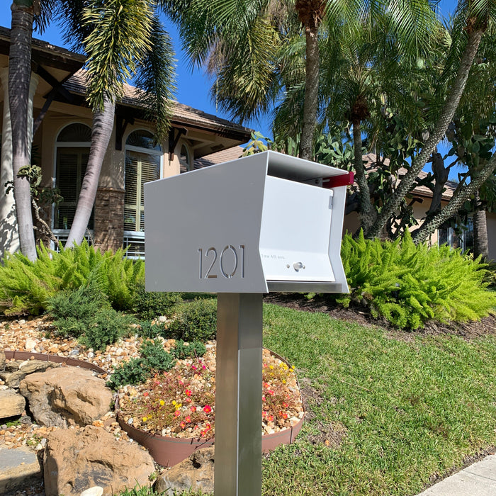 The Original Retrobox in ARCTIC WHITE - Modern Mailbox - Sweatfully