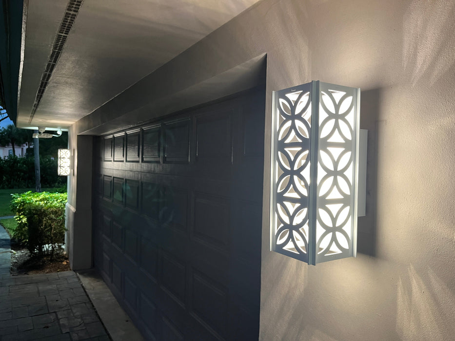 RadiantLight Wall Sconces - Outdoor Wall Lights - Sweatfully