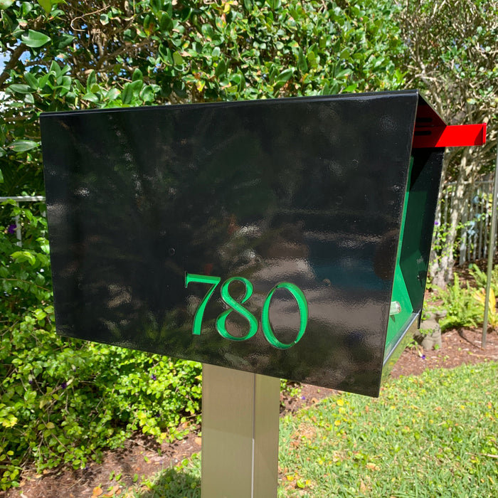 The Original UptownBox in JET BLACK - Modern Mailbox - Sweatfully