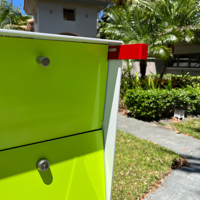 NEW! The Retrobox Locking Package Dropbox in ARCTIC WHITE - Modern Mailbox - Sweatfully