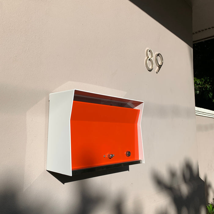 RetroBox Locking Wall Mount Mailbox in ARCTIC WHITE - Sweatfully