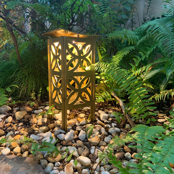 RadiantLight Mid-Century Landscape Light - Garden Light - Sweatfully