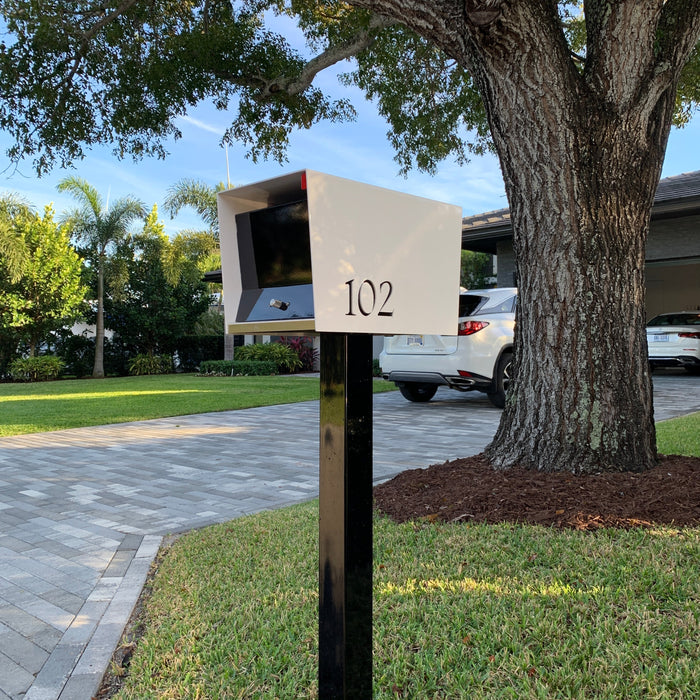 The Original UptownBox in ARCTIC WHITE - Modern Mailbox - Sweatfully