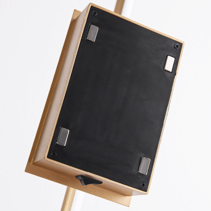 Battery-powered LED Mirror Vanity Light with Remote Control - Sweatfully
