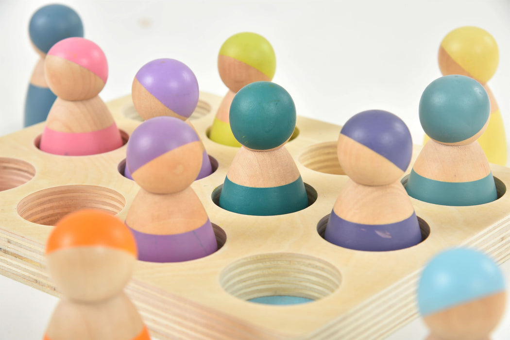 Wooden Rainbow Peg Dolls Figures 12 Piece Set - Sweatfully