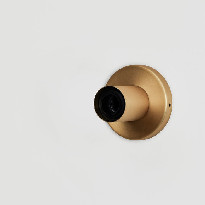 Lochan Wall Light in Brass - Sweatfully