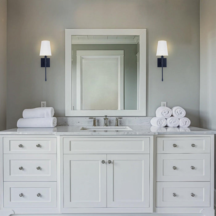 Manor Modern Traditional 1-Light Wall Sconce Light - Sweatfully
