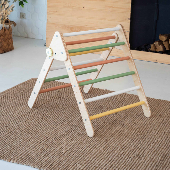 Montessori Foldable Triangle - Sweatfully