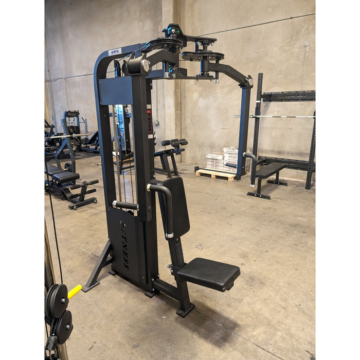 SFE Selectorized Pec Fly/Rear Delt Machine with 250lb weight stacks (New) - Sweatfully