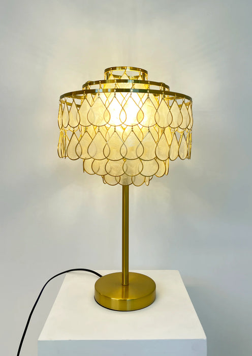 Shell Teardrops Table Lamp - Sweatfully