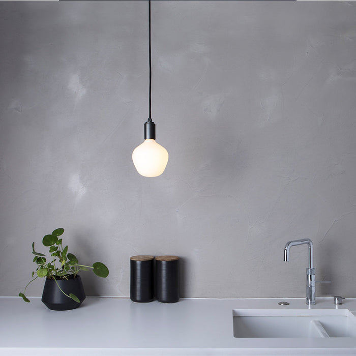 Enno Plug-In Pendant in Graphite - Sweatfully