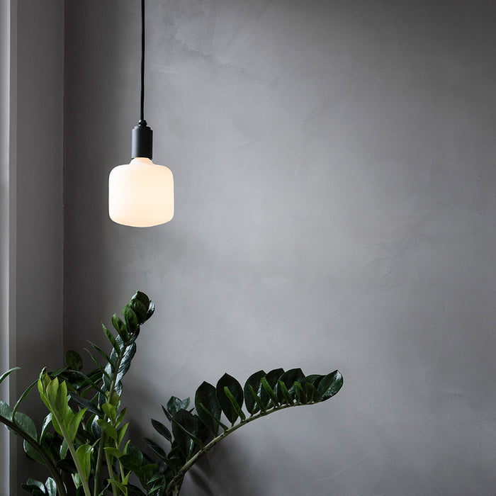 Oblo Pendant Light in Graphite - Sweatfully