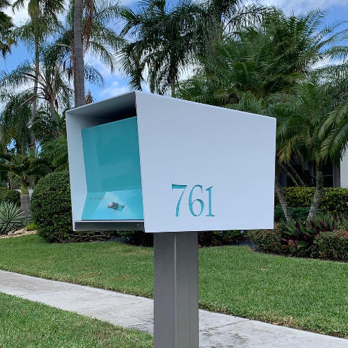 The Original UptownBox in ARCTIC WHITE - Modern Mailbox - Sweatfully