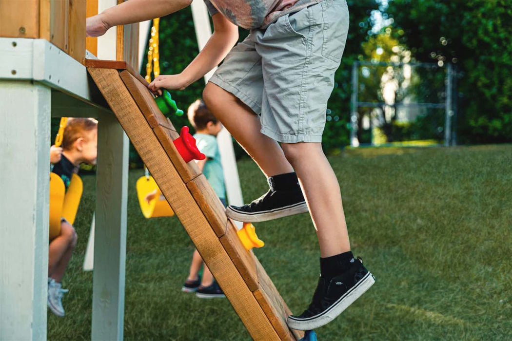 Forest - Modern Backyard Outdoor Swing Set 2 Swings And Trapeze Bar - Sweatfully