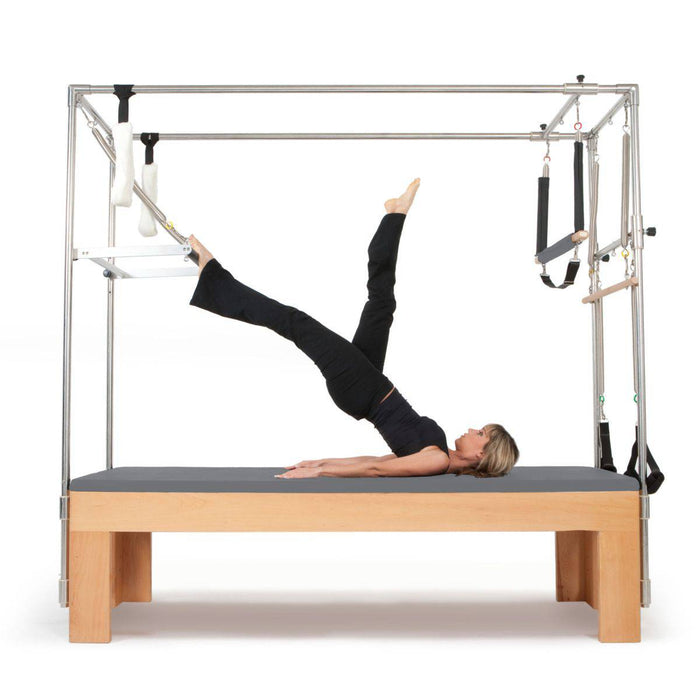 Elina Pilates Cadillac