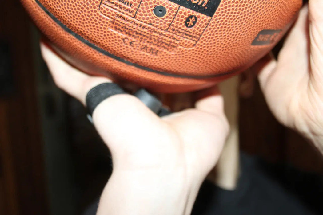 HoopsKing No Palm Dribbling & Shooting Palm Aid (Pair) - Sweatfully