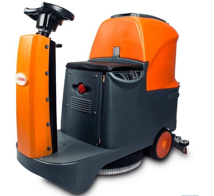 SUNMAX RT70 Ride-On Floor Scrubber Machine, 22" Brush Cleaning Path, 48000 Sqft/h Efficiency - Sweatfully