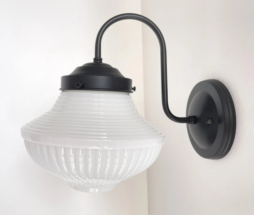 Traditional Schoolhouse Sconce Wall Light - Sweatfully